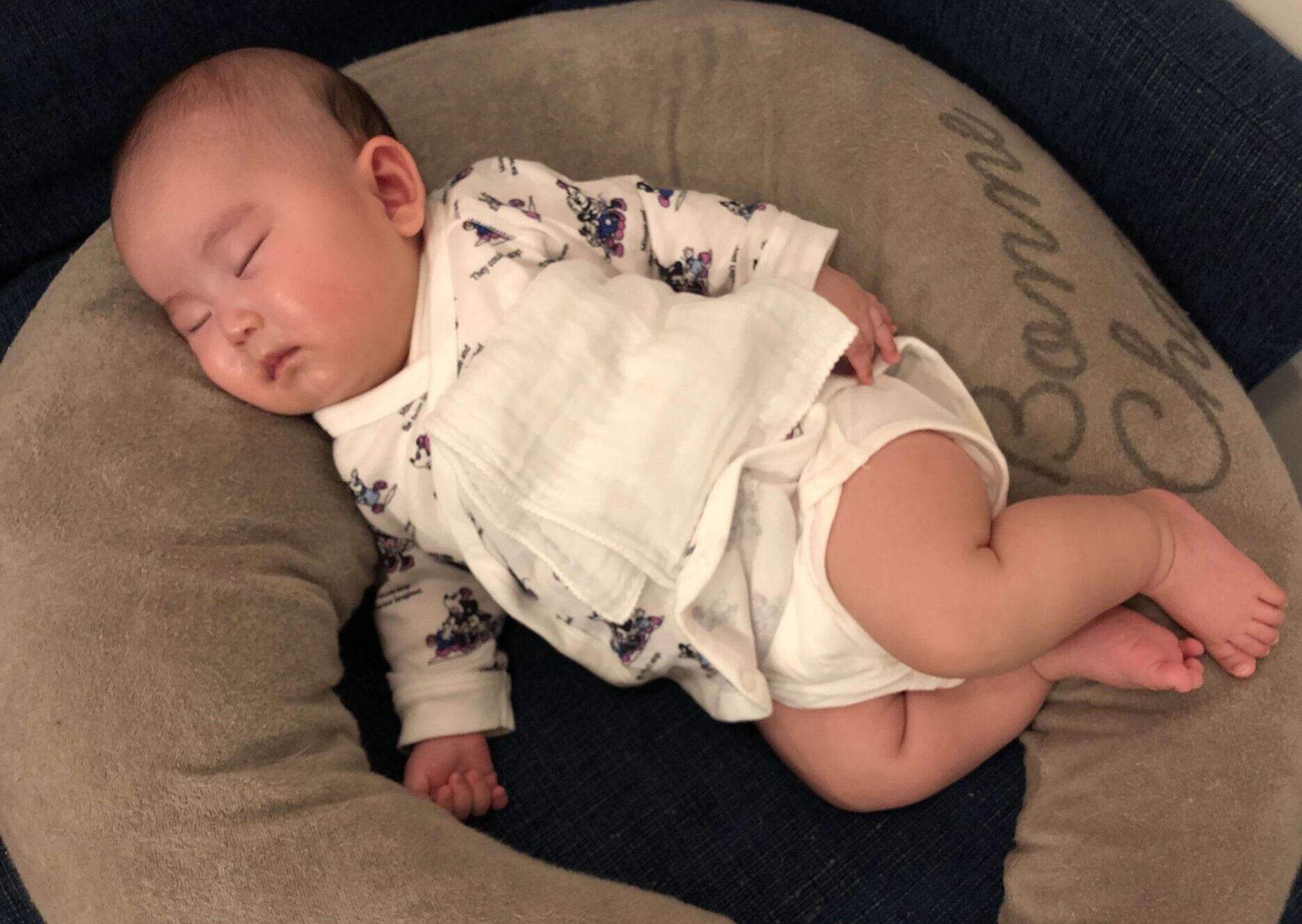 子育てアルアルの背中スイッチ 突然拾ってきて発動されるから要注意 気をつけることはある Yunoto 子育てアルアルの背中スイッチ 突然拾ってきて発動されるから要注意 気をつけることはある Yunoto
